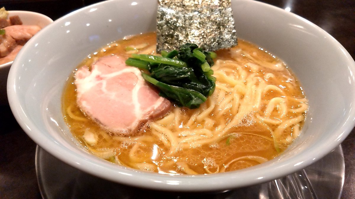 よこちゃん2nd tweet media