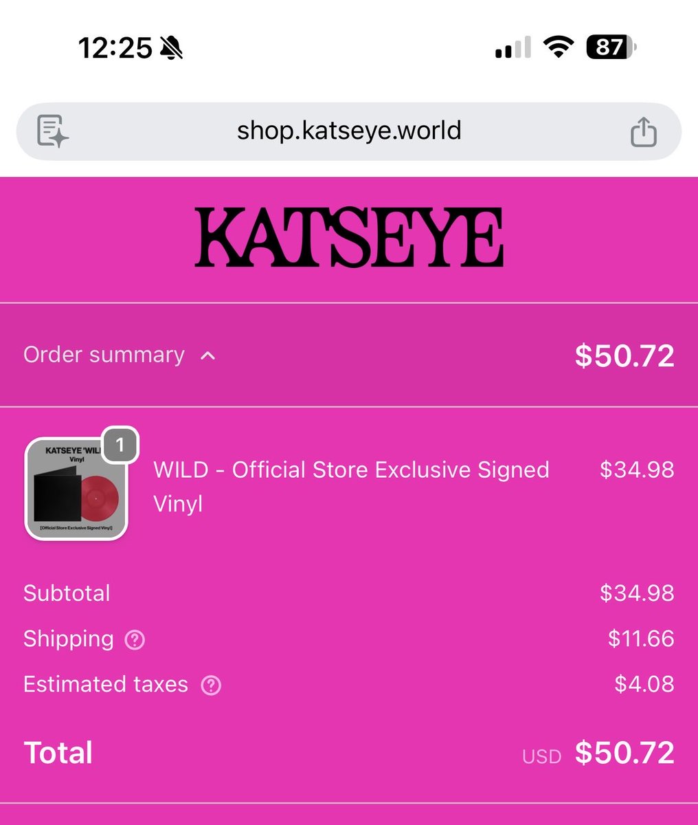 WillARTPOP's tweet photo. Should I lowkey regret buying this? Like it’s only a postcard not even 12 inch insert 😭 and probably only 5 members. #katseye https://t.co/k00LX32IEB