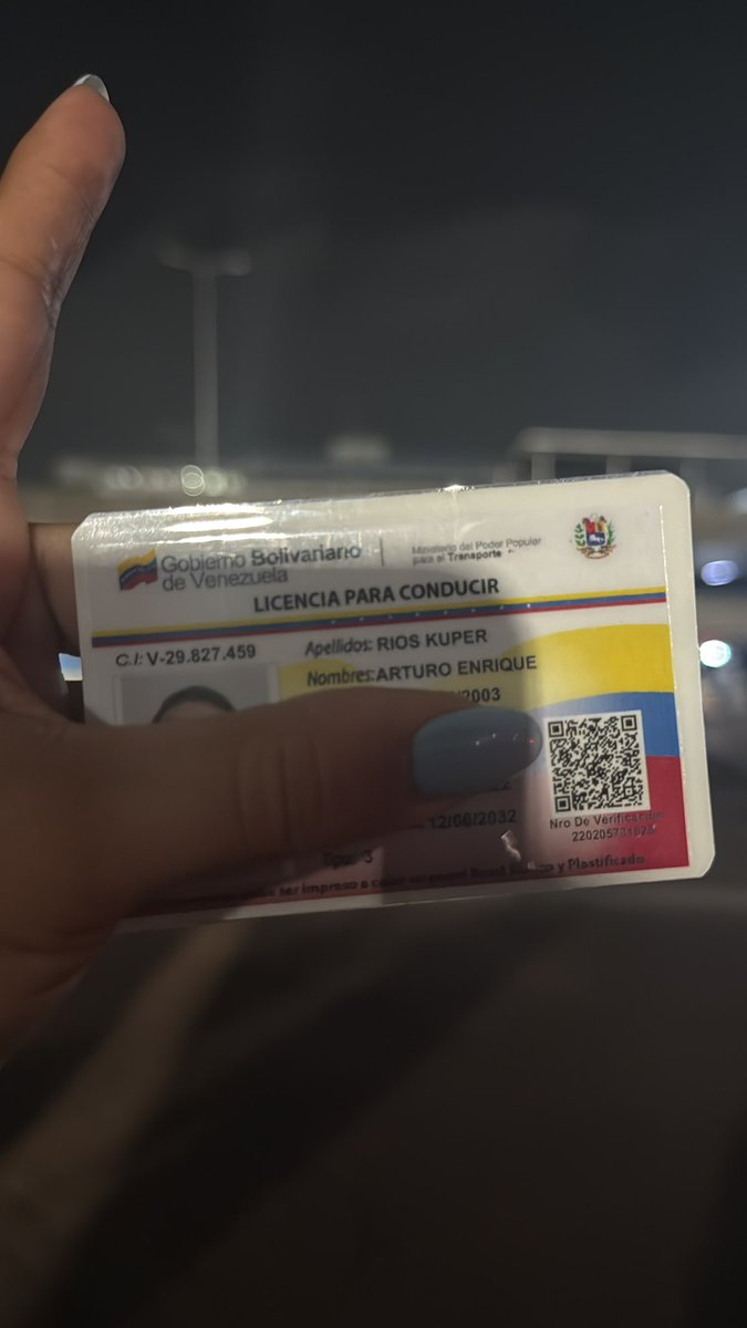 Se necesita conseguir a esta persona. Tenemos su cartera con sus documentos , la conseguimos en la grada del olímpico, contactar a <a href="/Warren_LDR/">Warren - CAMPEÓN DEL MUNDO 🌎 ⚾️🏆🇻🇪🫶🏽</a>