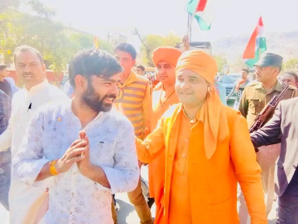 jaisinghpayla's tweet photo. तिजारा विधानसभा क्षेत्र से लोकप्रिय विधायक आदरणीय महंत बालकनाथ योगी जी को जन्मदिन की हार्दिक बधाई एवं शुभकामनाएं।

प्रभु श्रीराम से आपके उत्तम स्वास्थ्य एवं दीर्घायु की मंगलकामना करता हूँ।

@MahantBalaknath  @ShankarGora @RaoRajendraBJP @premsinghbajor @DeviSinghBJP https://t.co/W4ZuF6zshS