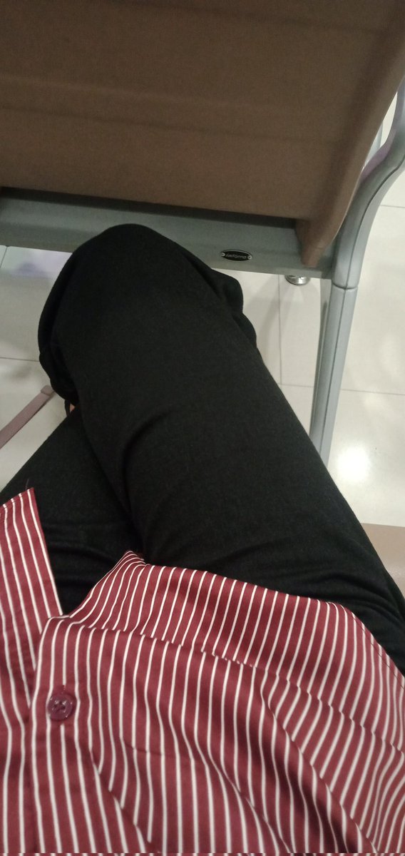 ish menyebalkan iiiiii 
bulan feb aku ajukan ke dr gigi tapi waiting list 1 setengah bulan, yaitu tudei jam 2 siang, ternyata malah di schedule pagi jam 9-12, bentrok jam kuliah, mau minta undur ke siang ternyata gabisa dan harus undur lagi ke Juni😇😇