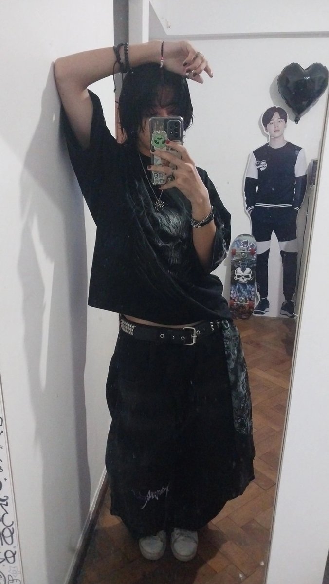 Agustín VA A VER A BTS. tweet media