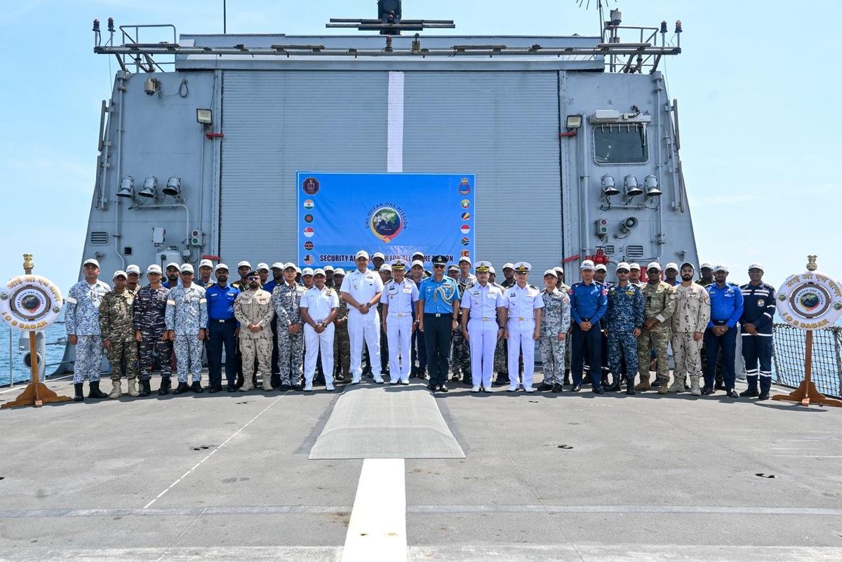 DDNewslive's tweet image. Indian Ocean Ship (IOS) SAGAR arrived at #Phuket, Thailand, on 14 Apr 2026 on completion of a six-day transit from Malé, Maldives, marking the second port call of its ongoing mission.  

The IOS SAGAR-INS Sunayna, with a multinational crew from 16 Friendly Foreign Countries