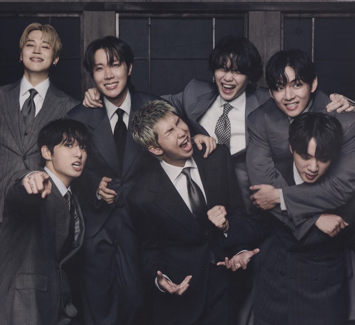 val VERÁ A BTS en 🇨🇴! tweet media