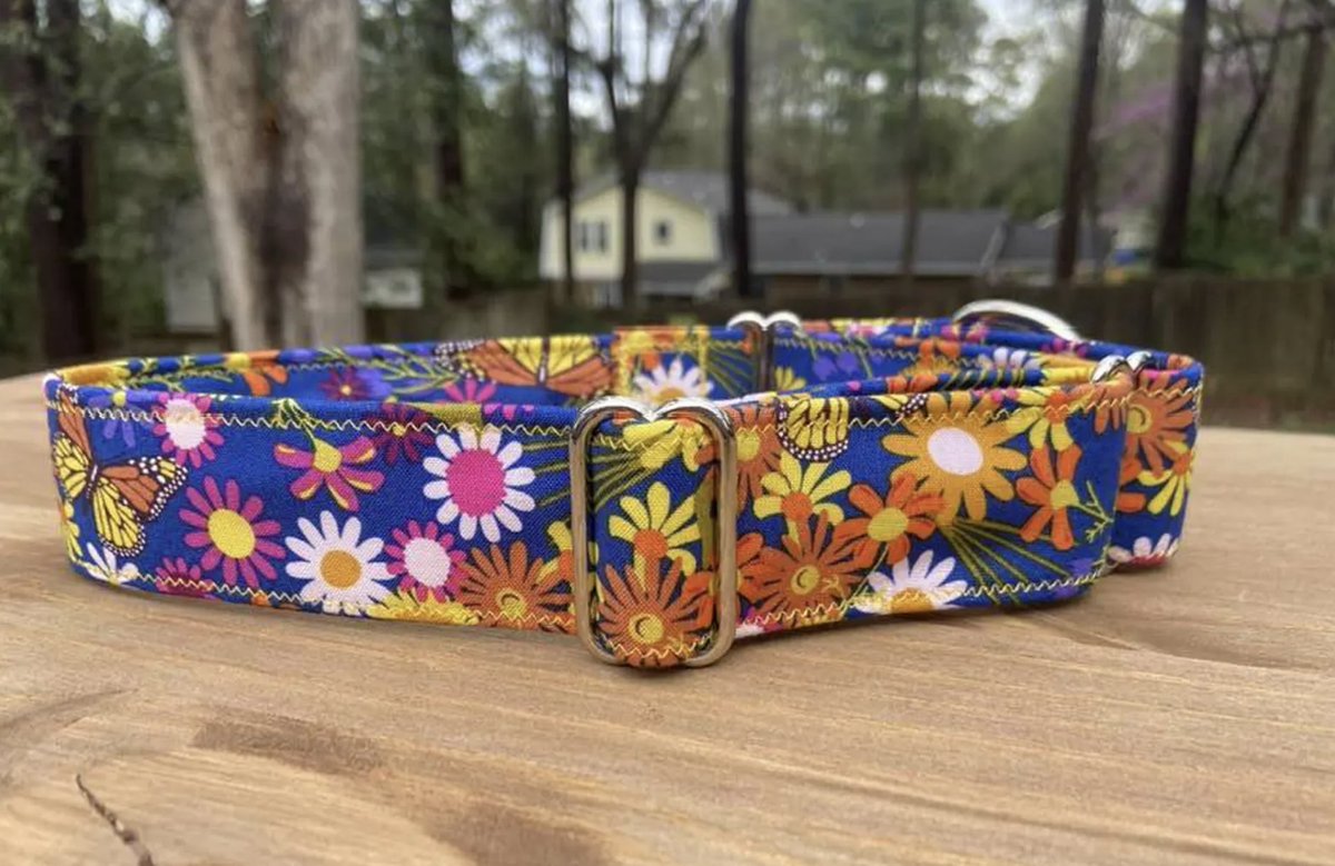 Gorgeous Ready to ship large wide martingale 
muttstuffnc.etsy.com/listing/991540…