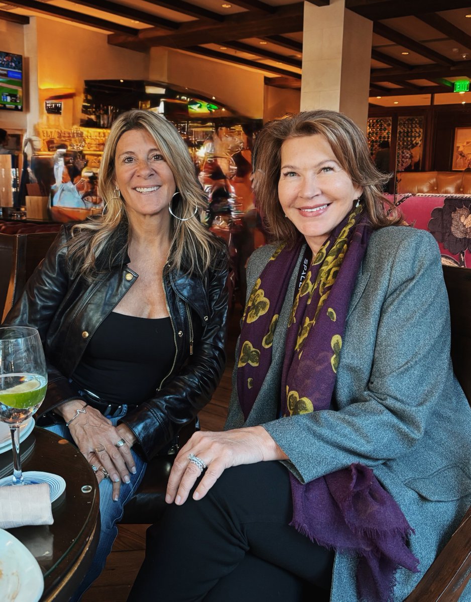 CraigTechInc's tweet photo. The Queens of Space! 👑 Always great catching up with Joy Colucci, CEO and Owner of Metis Technology Solutions.

Big ideas start with the right conversations—and I’m always looking to bring the right people together. 🚀

#womeninspace #STEM #spacesymposium #spacefoundation https://t.co/yUcH63xKcv