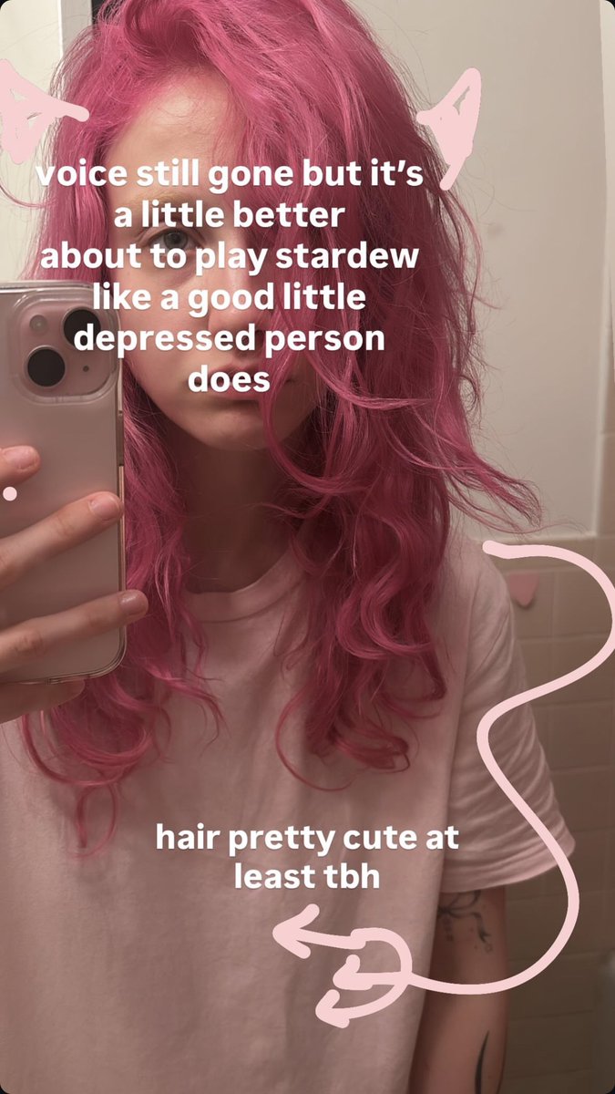 chloe updates 🦪 tweet media