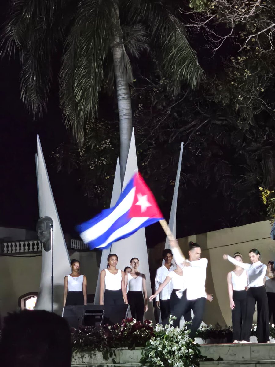 misleydisgo tweet media