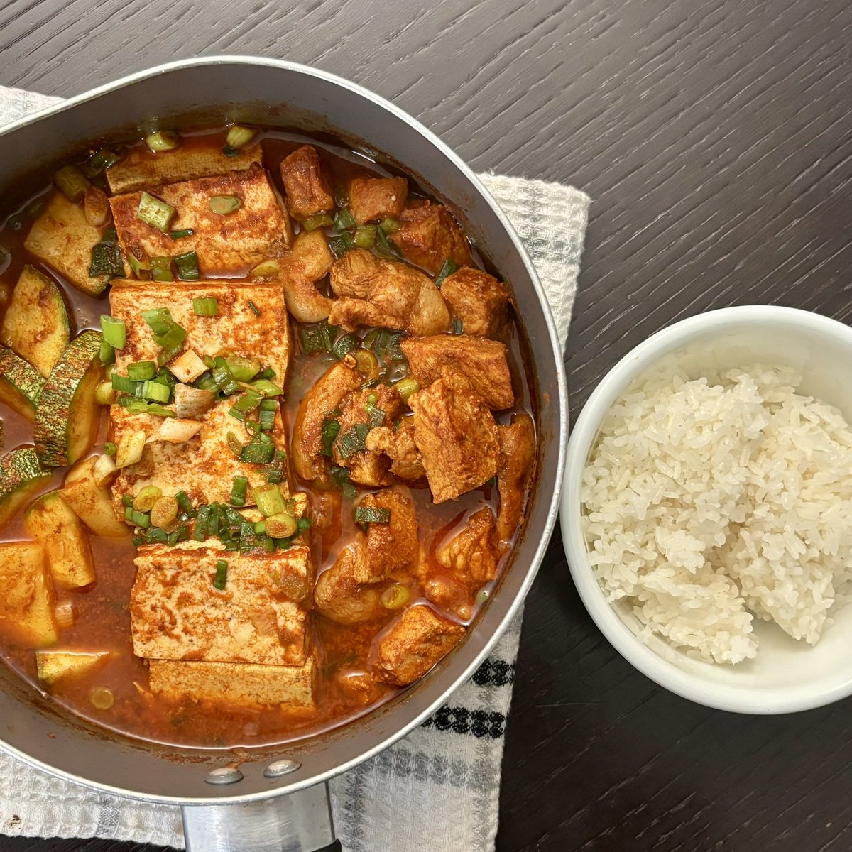 하루두끼 tweet media