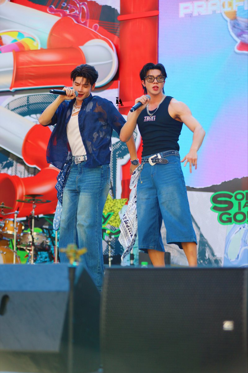 Long_Arm78's tweet image. ปิดบทเก่าอย่างภูมิใจ เพื่อเขียนบทใหม่ให้ดีกว่าเดิม
😊😊𝕄𝕠𝕣𝕟𝕚𝕟𝕘 𝕋𝕙𝕦𝕣𝕤𝕕𝕒𝕪 🍑🍊

#longlee #Armchaiyapat 
#Longarm #หล่งอาร์ม