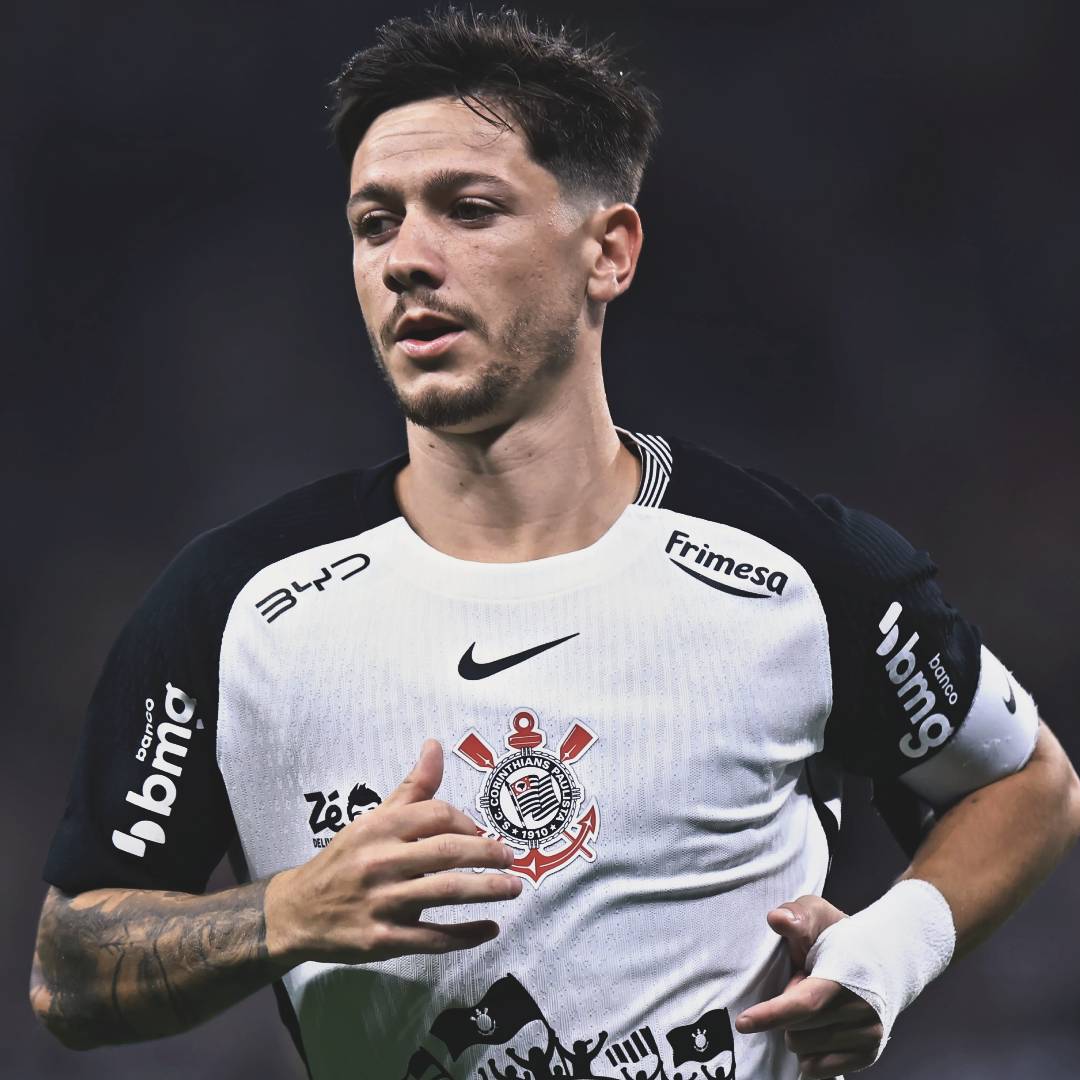 R10 Score tweet media