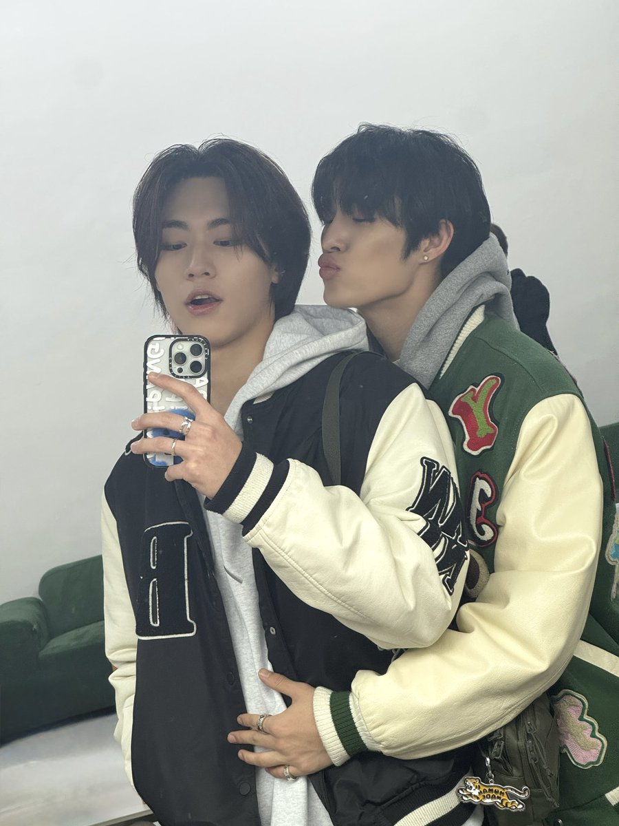 8️⃣ (상태:찬이♡_♡모드) tweet media