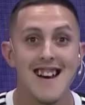 Nos falto este, alguien que no arruga, belbel fuera
