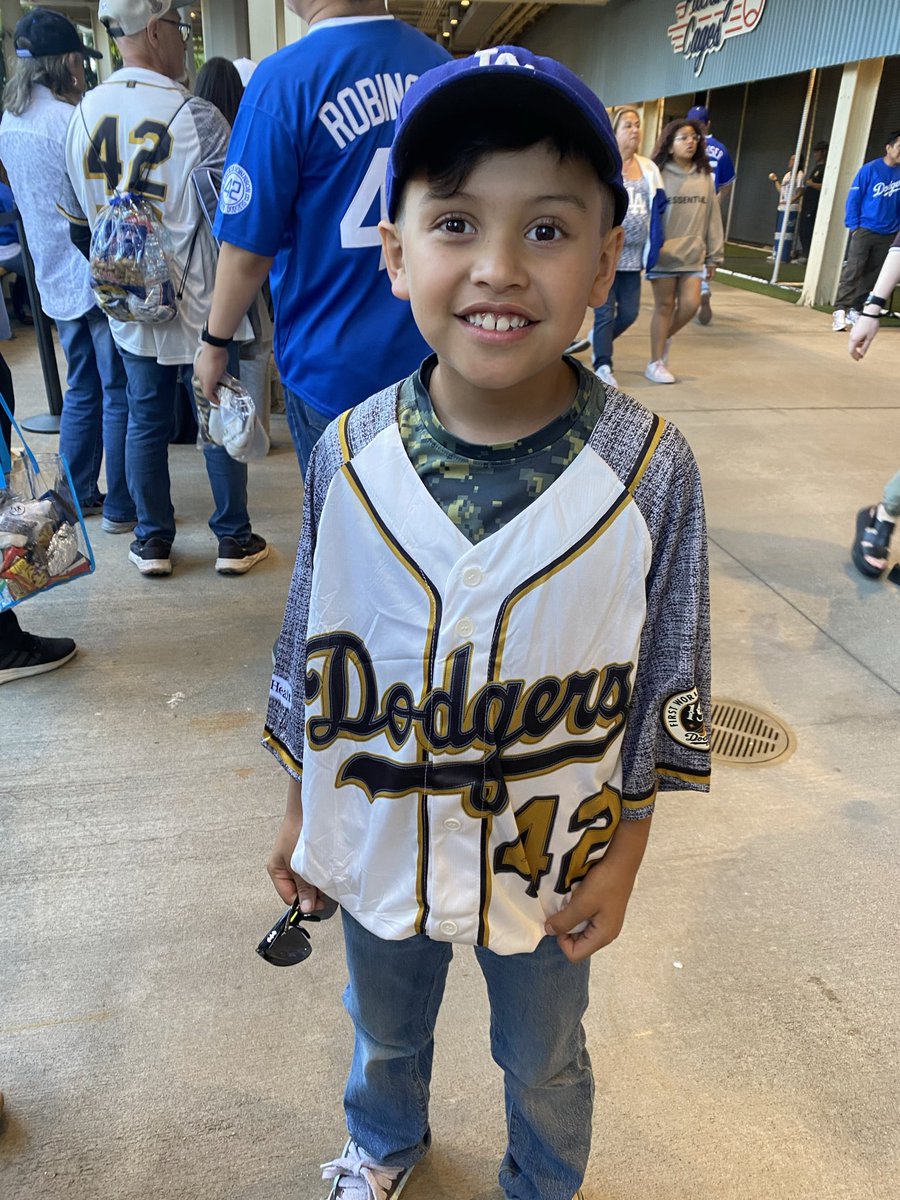 Beto In Whittier 🐺 tweet media