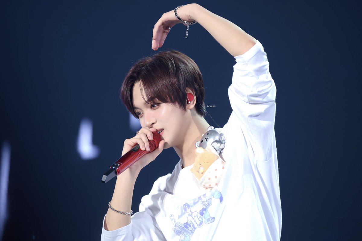 𝟔𝐡 tweet media