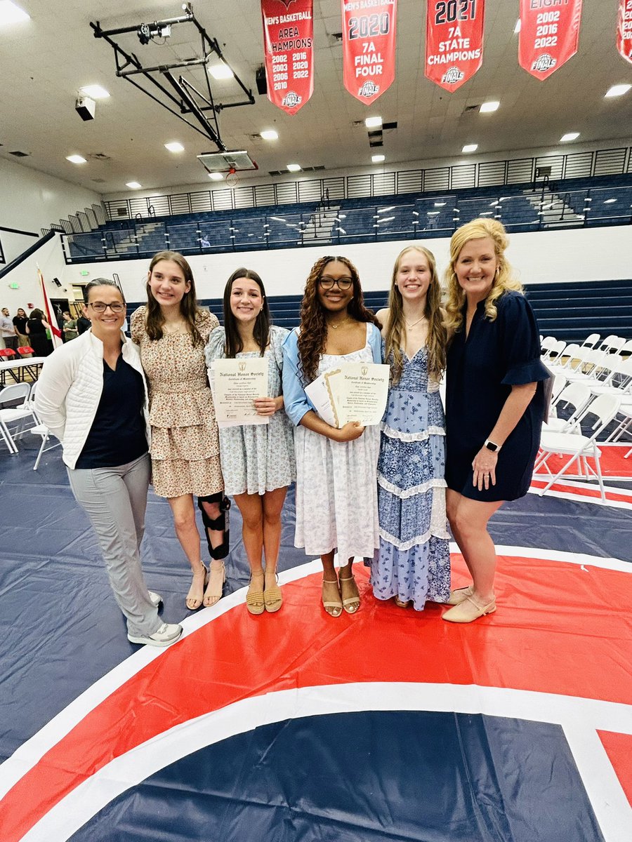 OMHS Girls Basketball tweet media