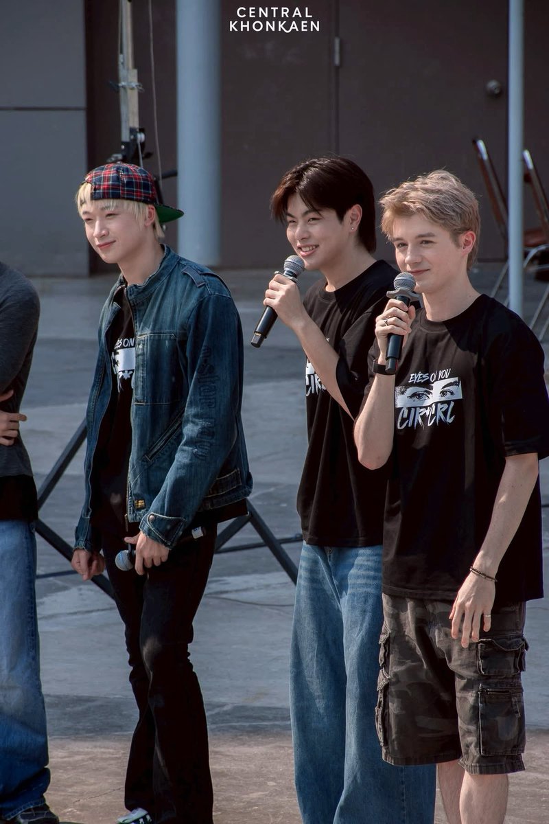 ᴶᵃⁿᵖᵉⁿ ◡̈♡ tweet media