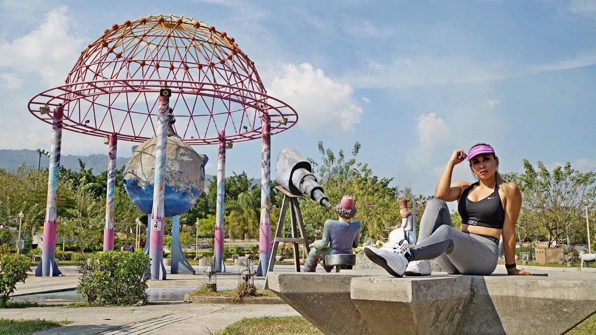 roquemocan's tweet photo. Fotos 2022. Yessy en Parque El Principito. #SonyA7ii #2875mmTamronForCanonAdapted https://t.co/WHUsdVQtE7