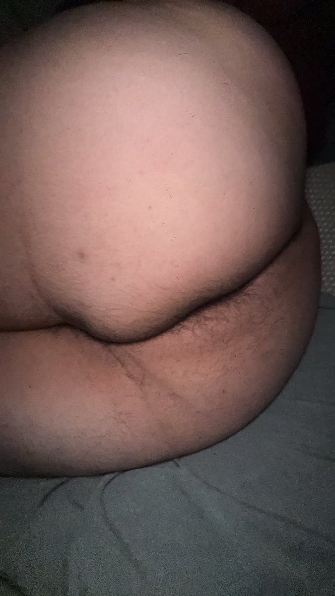 hornyslut😩 tweet media