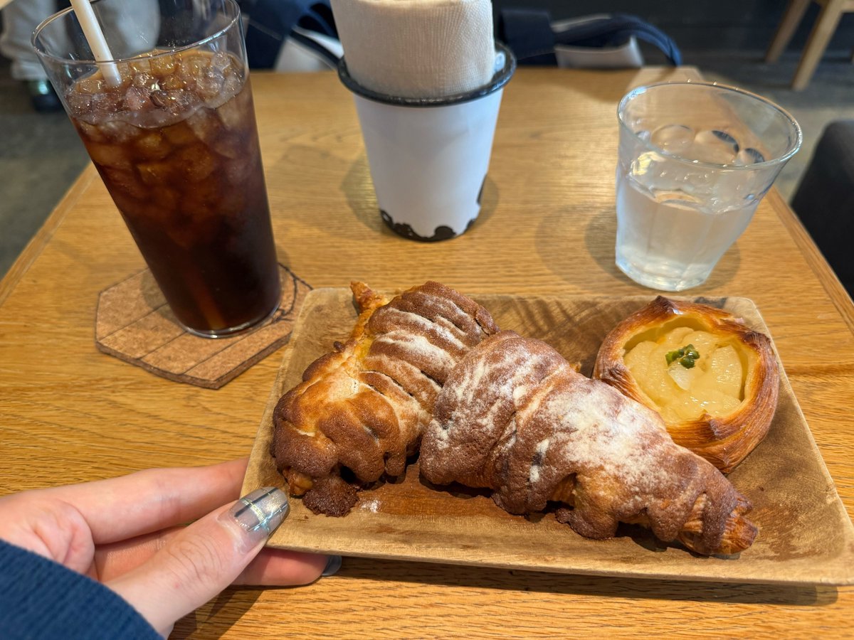 みーとみ tweet media