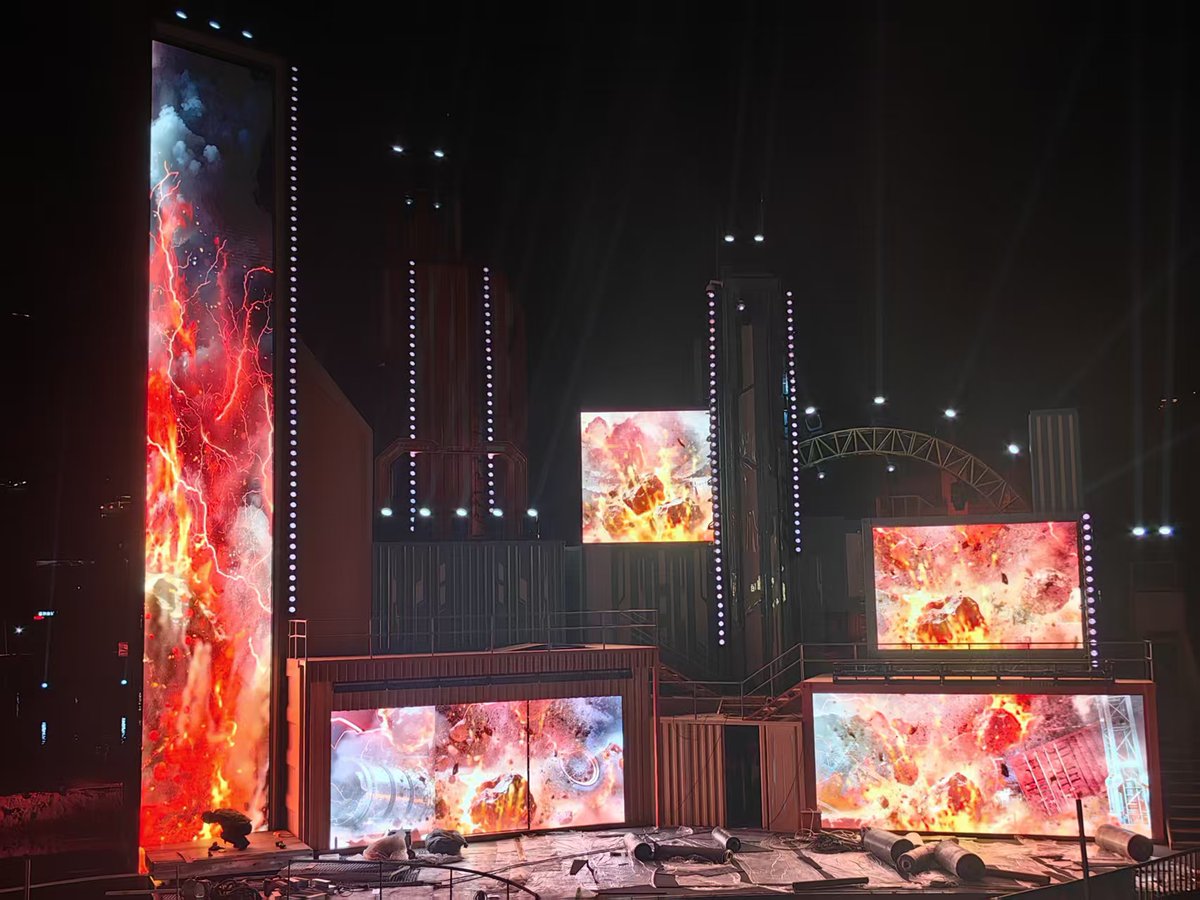 Rachel_yu433's tweet image. 160-Square-Meter Outdoor P4.81 LED Video Wall, Installed for Some Events Stage Signage Screen. Installation is complete, The Show Looks Fantastic. #ledvideowall #outdoorled #videowall #stageled #eventdisplay