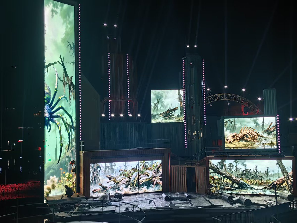 Rachel_yu433's tweet image. 160-Square-Meter Outdoor P4.81 LED Video Wall, Installed for Some Events Stage Signage Screen. Installation is complete, The Show Looks Fantastic. #ledvideowall #outdoorled #videowall #stageled #eventdisplay