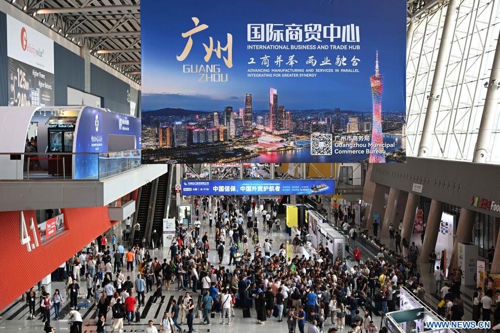 french_renmin's tweet image. La Foire de Canton ouvre ses portes avec une participation sans précédent
french.peopledaily.com.cn/Economie/n3/20… #commerce