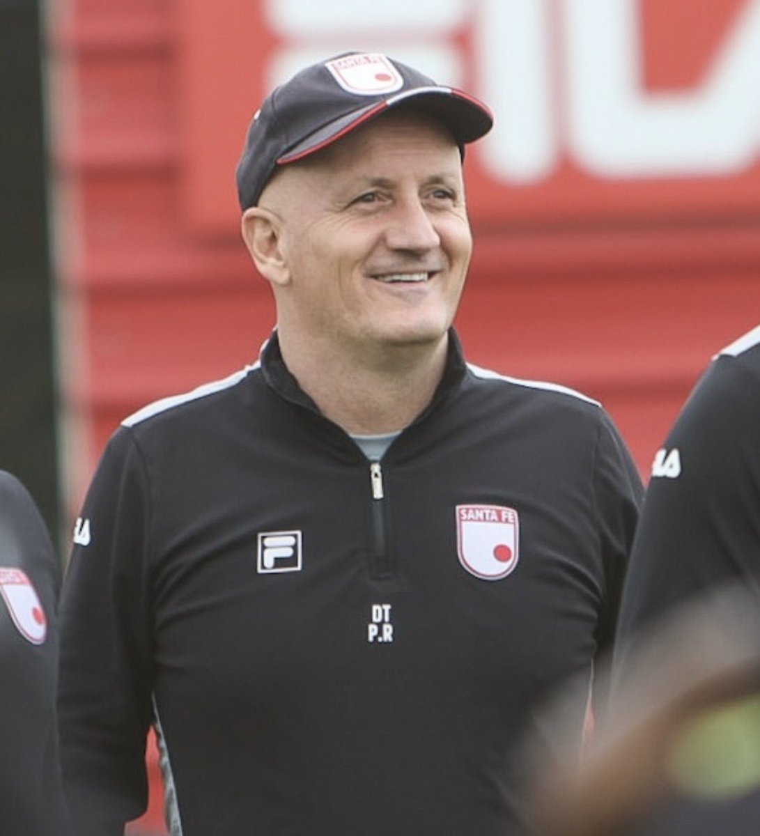 Insostenible lo de Pablo Repetto.

20 partidos

- 5 victorias
- 10 empates 
- 5 derrotas

24 goles en contra y solo 20 a favor.