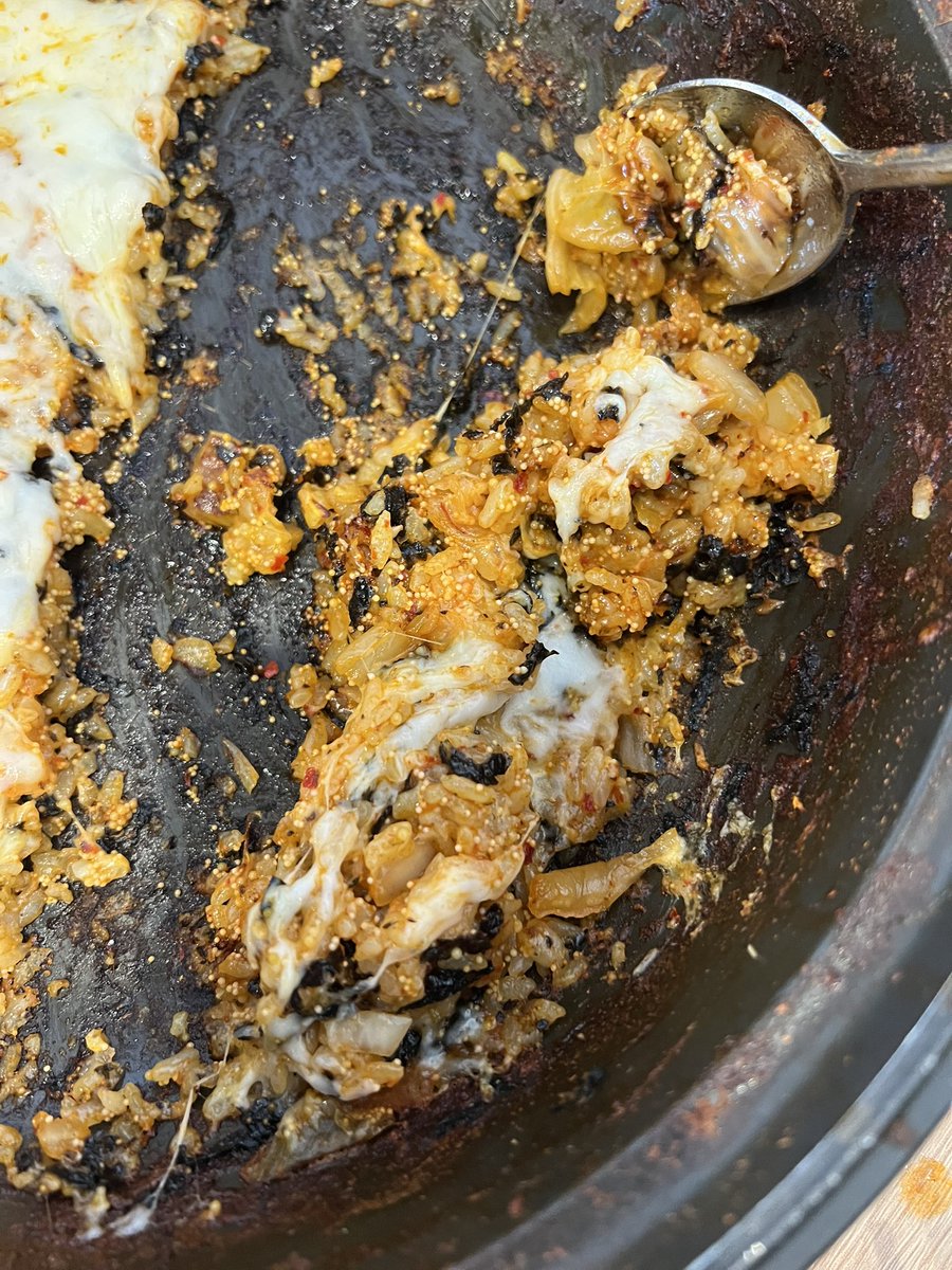 체험단으로 얼큰대파감자탕+치즈볶음밥 먹었는데 미친새끼임 하…… 공복으로 와서 착착 잘 쌓았다 여기 맛집이라 가족 모시고도 오고픔! 레이디 맛점하구 행복한 하루 돼!