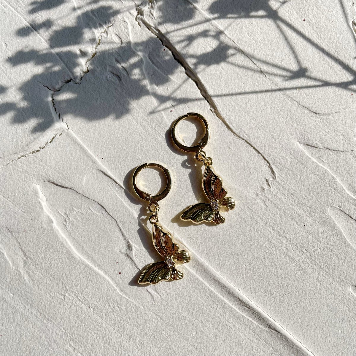 celest_co_'s tweet photo. $6 earrings over at our shop 🌸🌷🌻
https://t.co/1PPKILOdTm https://t.co/qAvlmPDPw7