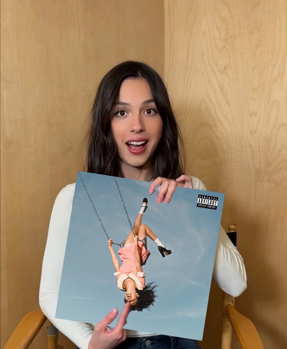 Beto abrazó a Mar y vio a Taylor ERAS CDMX N3 🧡 tweet media