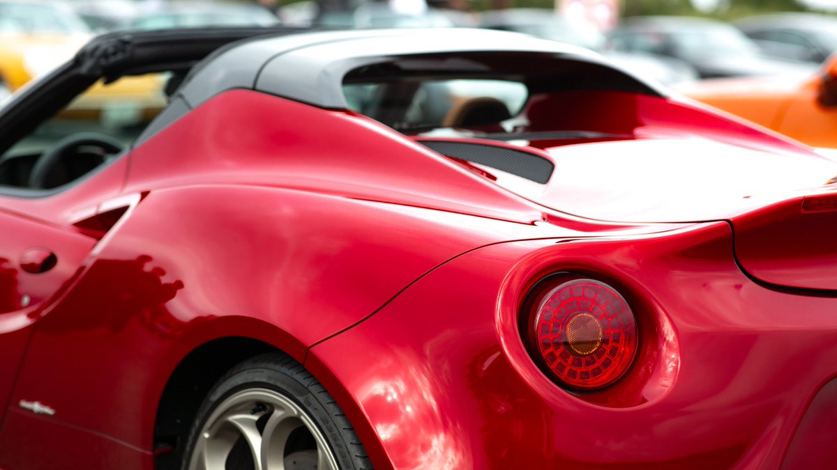 やーまん tweet media