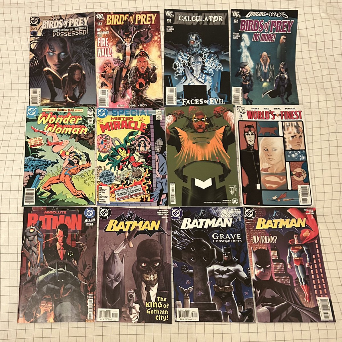 xena_lvr's tweet image. New discount bin comics (except for abs batman) #yay #yippee