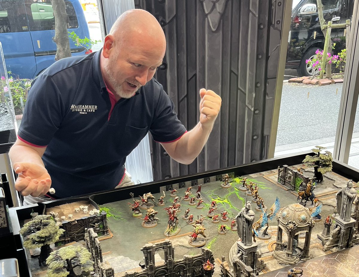 Warhammer Store & Café Tokyo tweet media