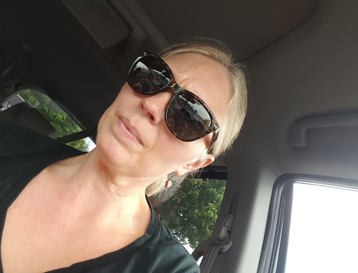 UberDrivingMom tweet media