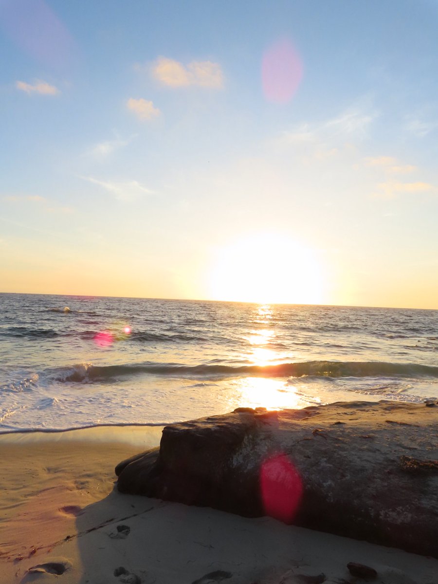 iAustinLucas's tweet photo. Sunset in San Diego https://t.co/FnnCil4ndz