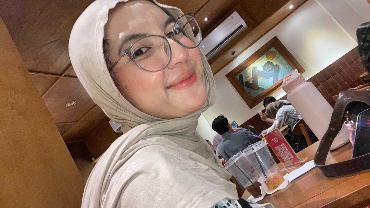 freedomforicom!! tweet media