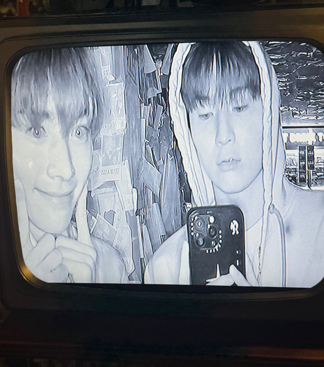 WHIB(휘브) tweet media