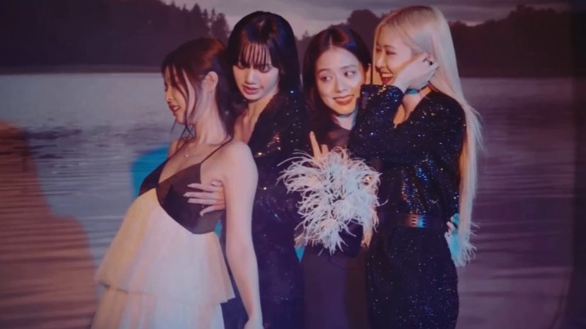 blackpink loops tweet media