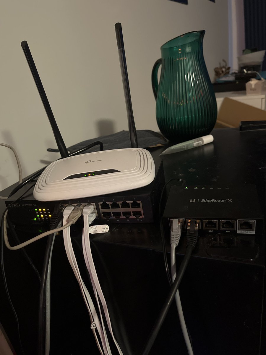 YoungWolfViaBTC's tweet image. Continuing on home mining/datacenter arc, hows everyones networking? 

I just recently got a Zyxel GS1100 16 port switch, i still need to upgrade my edgerouter X, ideally to Ubiquiti Edgerouter ER-4.

#crypto #Ubiquiti #Networking