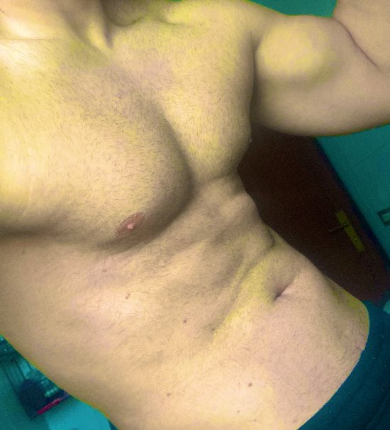 Masterboy467's tweet photo. PRONTO PER VOI🐶

#cashmaster #alpha #beta #slave #feet #padrone https://t.co/zfwiyYobVD