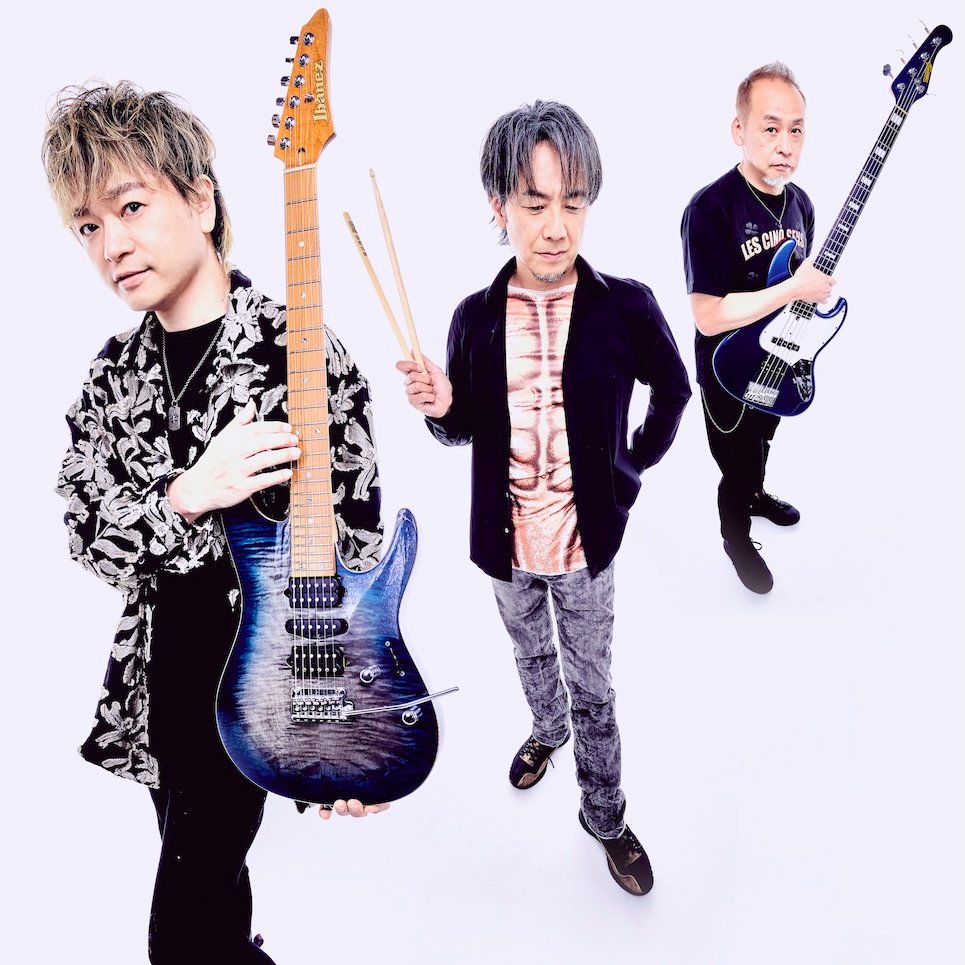 ご来場チケット少し追加でました！
配信でもお楽しみください⭐️

4/19(Sun)17:00〜
TRIX “CHANCE” 発売記念ライブ！！

#熊谷徳明(Ds) #須藤満(B) #佐々木秀尚(G) #小野塚晃(Guest Key)

前売6300円 / 当日6800円
配信3500円
アーカイブ~4/26(日) 
ragnet.co.jp/livespot/37498

#TRIX #RAG45周年