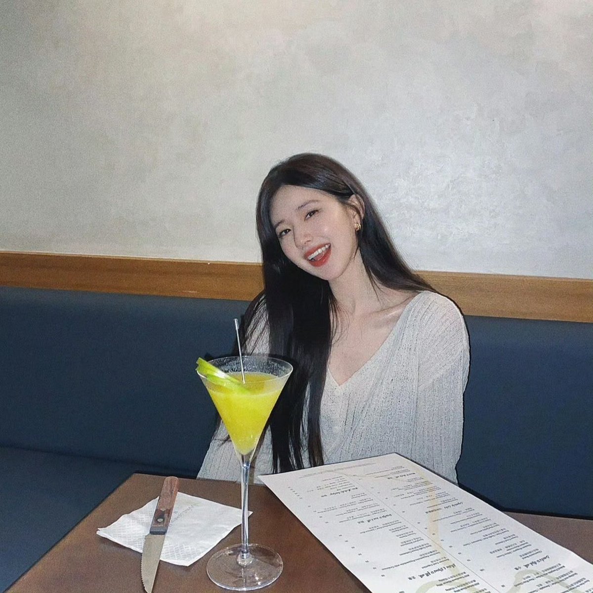 zhao lusi pics tweet media