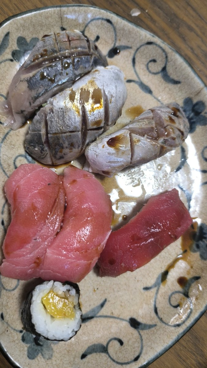 昼も寿司！(ちょっと食べちゃったw)