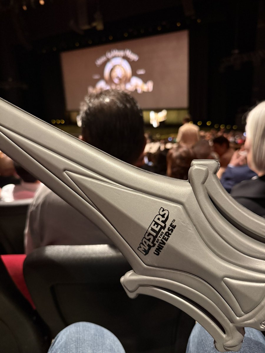 Logan Mitts @ CinemaCon tweet media