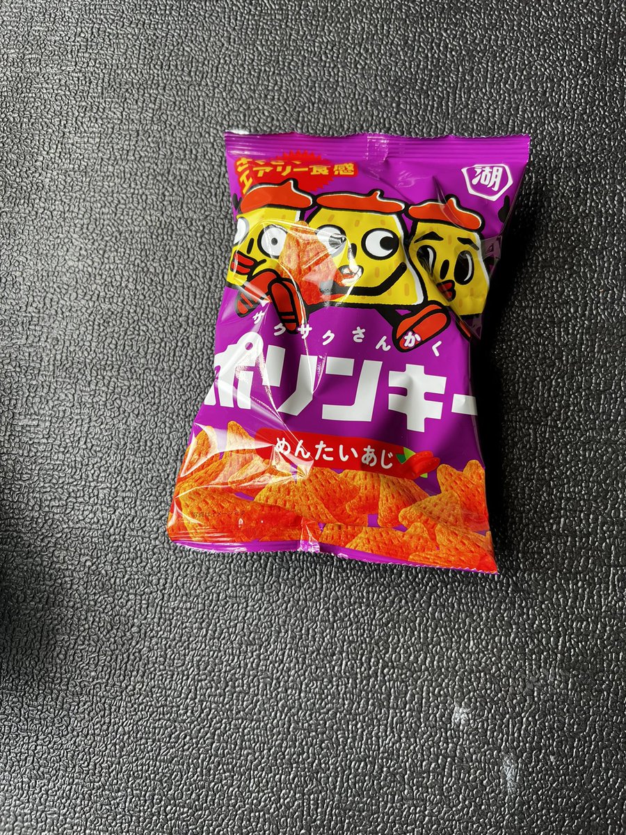 ケンゾウ tweet media