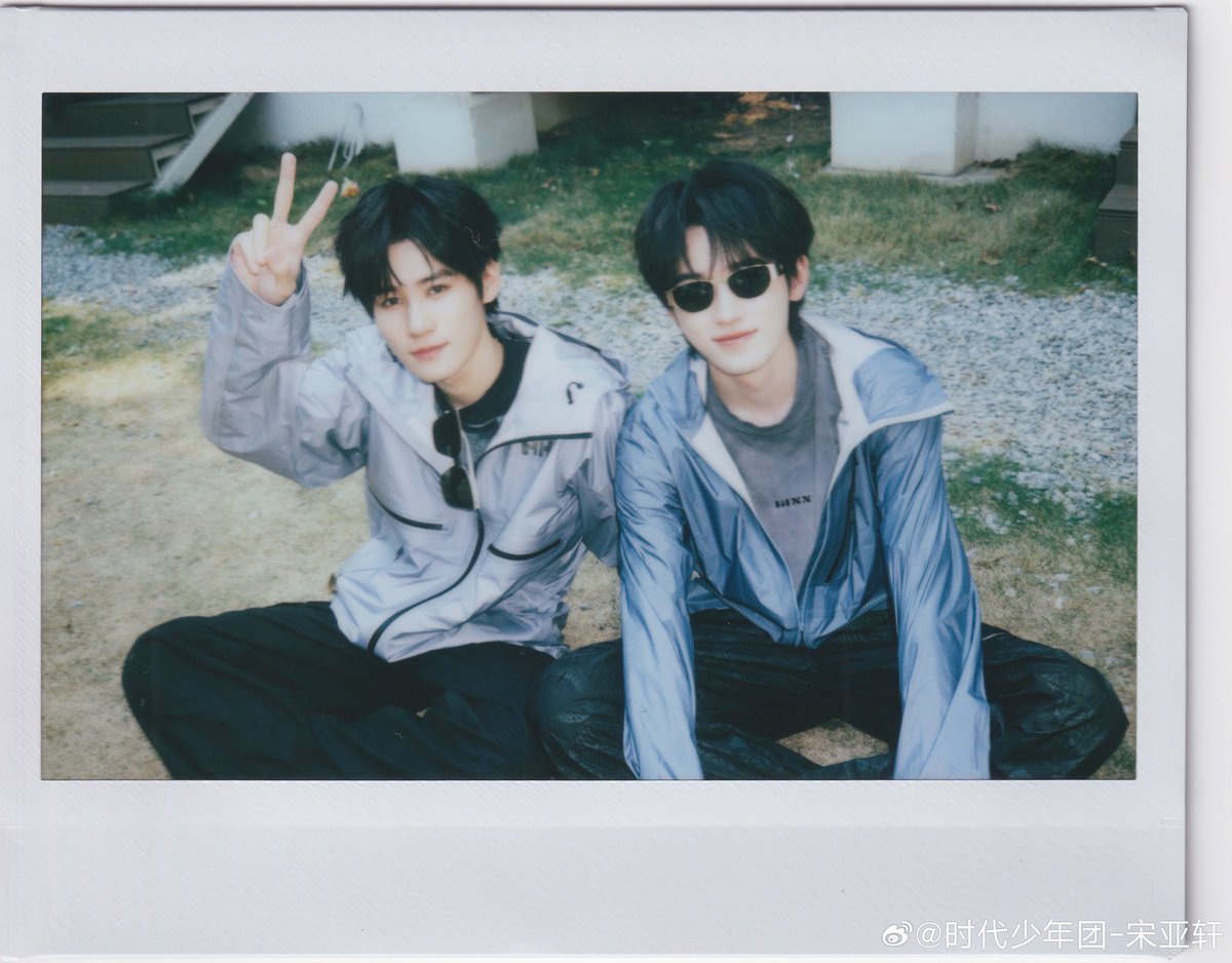 AllforSYX's tweet image. ❣260416 宋亚轩微博更新 weibo update❣

#宋亚轩 #PM5:23 #TNT #时代少年团 #Teensintimes #leadsinger #mainvocal #宋亞軒 #SongYaXuan #송야쉔