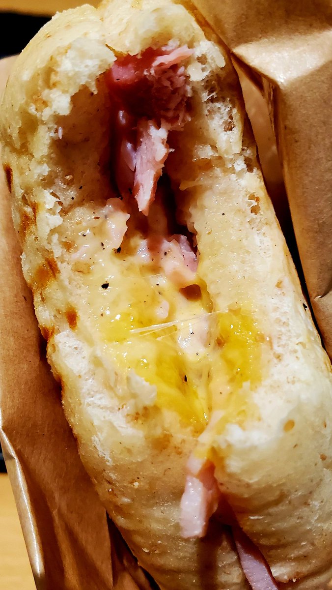 どんらく® tweet media