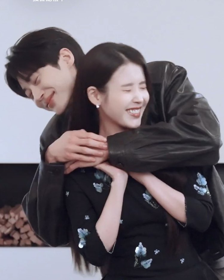 Wooseok and IU did a remake of their Moon Lovers era!!! 

IM DED 🫠