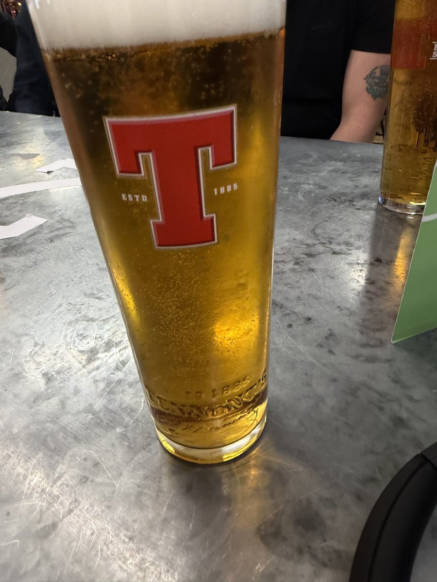 Airport point is the best pint. Stag weekend in Albufeira 😎